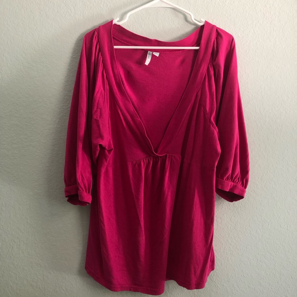 Pink v neck T-shirt style top